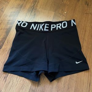 Womens Nike pro shorts